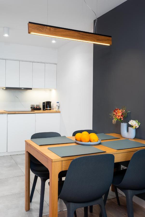 Kairos Apartments - Central - Parking, Scisle Centrum, 20 Pietro, Klimatyzacja كاتوفيتسه المظهر الخارجي الصورة